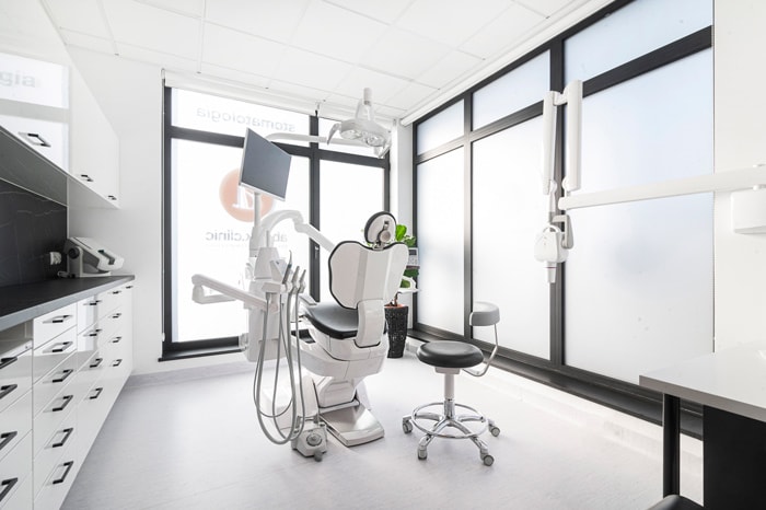 stomatolog Złotniki Wrocław